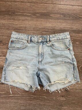Garage Denim Vintage Light Wash Cut-Offs Shorts Size 7 Size 28